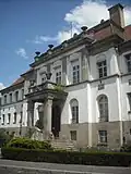 Les bains municipaux.