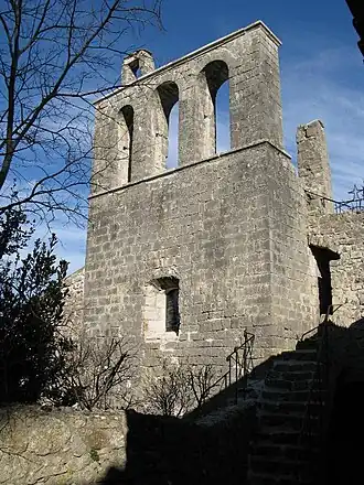 L'église Notre-Dame XIe et XIIIe siècles.
