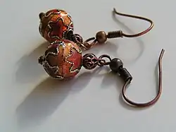 Crochets d'oreille.