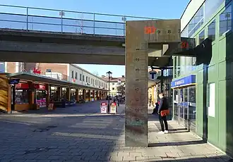 Centre et métro.
