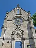Façade d'une chapelle.