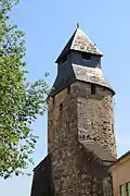 La Tour de l'Horloge et son cadran orienté vers la Ville Haute.