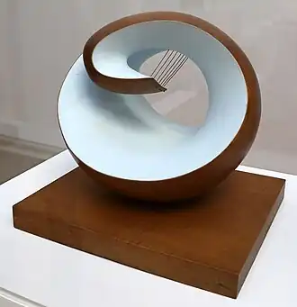 Barbara Hepworth, Pelagos, 1946.