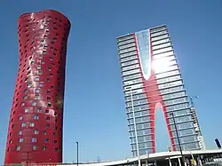 Tour Realia et Hôtel Porta Fira (2009, L'Hospitalet de Llobregat).
