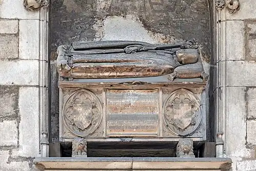 Tombe du chanoine Francesc Desplà.