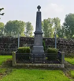 Monument aux morts.