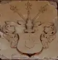 Armoiries des comtes de Barfus au château de Kossenblatt&nbsp;(de) (variante avec les armoiries de la famille en guise d'écusson en cœur)