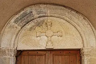 Tympan de l'église du XIVe&nbsp;siècle.
