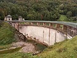 Vue aval.