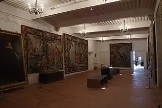 Le grand salon.