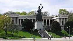 la Bavaria et le Ruhmeshalle.