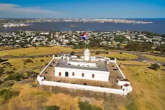 Vue aérienne de la forteresse du Général-Artigas.