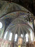 Vue des plafonds du chœur de l'église.
