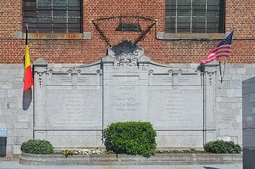 Monument aux Morts.