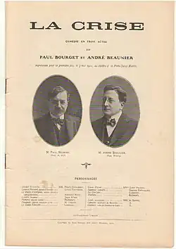  Couverture de la pièce de théâtre La Crise, de Paul Bourget et andré Beaunier avec deux portraits ovales.