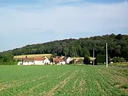 Le hameau de la Croix-Rouge