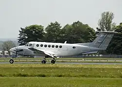 Description de l'image Beech b300 kingair 350 m-five arp.jpg.