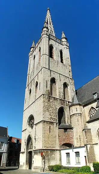 La tour.
