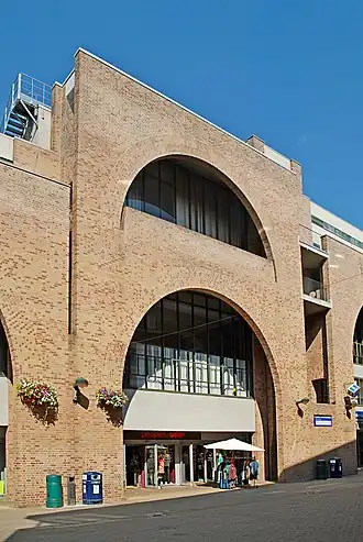Halles universitaires.