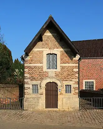 Façade.