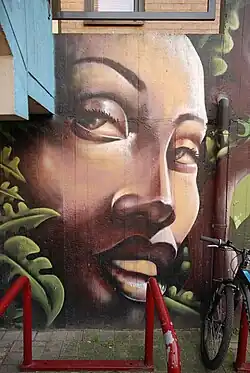 Jeune femme noire.