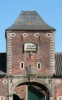 Détail du porche.