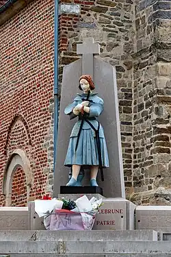 Le monument aux morts.