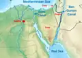 Carte topographique du nord-est de l'Égypte avec les emplacements du canal de Suez et du canal Ben Gurion.