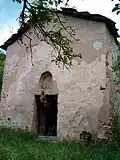 Chapelle Saint-Pierre dans le cimetière de Béréndé