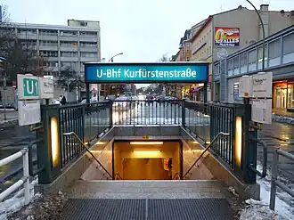 Entrée de la station.