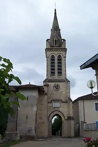 Le clocher de l'église Notre-Dame (juil.&nbsp;2011).