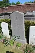 Stèle commémorant 23 soldats britanniques non identifiés.