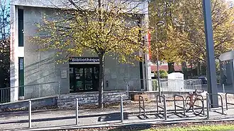 Façade de la bibliothèque Bacalan