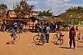 Vélos roadsters utilisés comme taxis en Afrique
