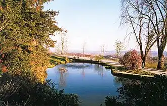Un lac.