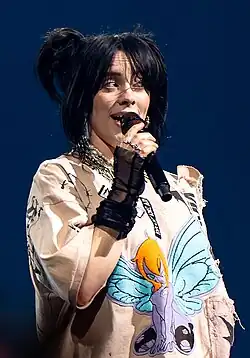 Billie Eilish, qui chante What Was I Made For? sur la bande originale.