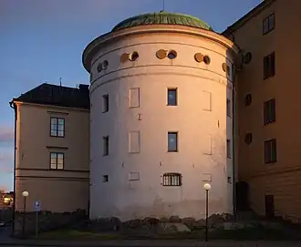 vänster
