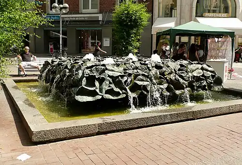 Blätterbrunnen (de) à Hanovre.
