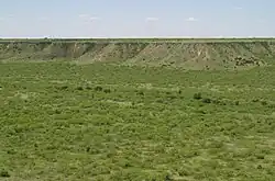 Escarpement délimitant la bordure est de la Llano Estacado près de la bouche du Blanco Canyon