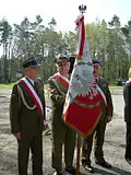 Cérémonie pour le 65e&nbsp;anniversaire de la libération des camps sur le site du Judenlager de Blechhammer. Anciens combattants polonais.