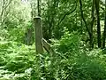 Clôture dans le site de l'ancien camp