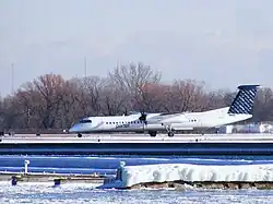 Bombardier Dash 8 à YTZ