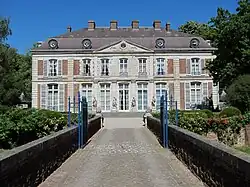 Façade principale.