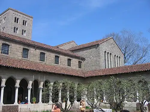 Cloître de Bonnefont.