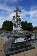 Une sépulture gérée par le Souvenir français.