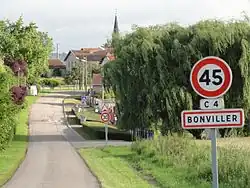 Entrée de Bonviller.