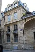 L’aile ouest.