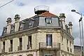 Immeuble au 26 rue Beck, ancien atelier de fabrication et logement patronal du XIXe&nbsp;siècle.