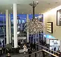 Sculpture de verre dans le magasin-atelier à Prague.