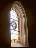 Bas-côté sud, mouluration des 2 premières fenêtres.